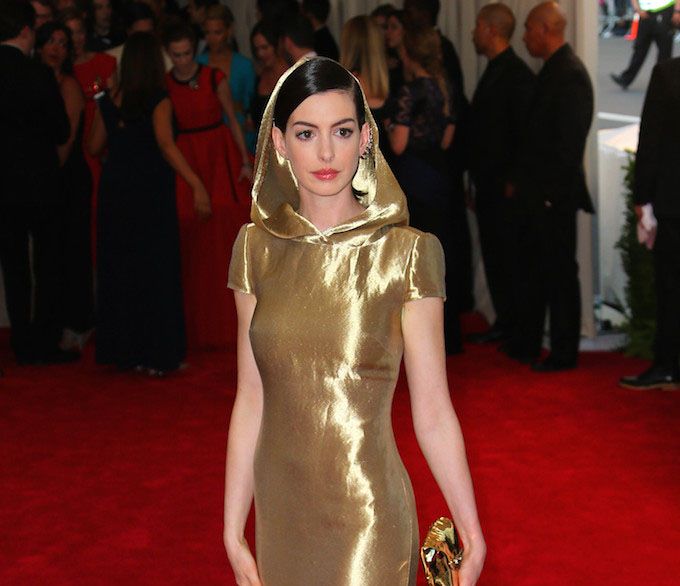Anne Hathaway in Ralph Lauren (Courtesy: Image Collect)
