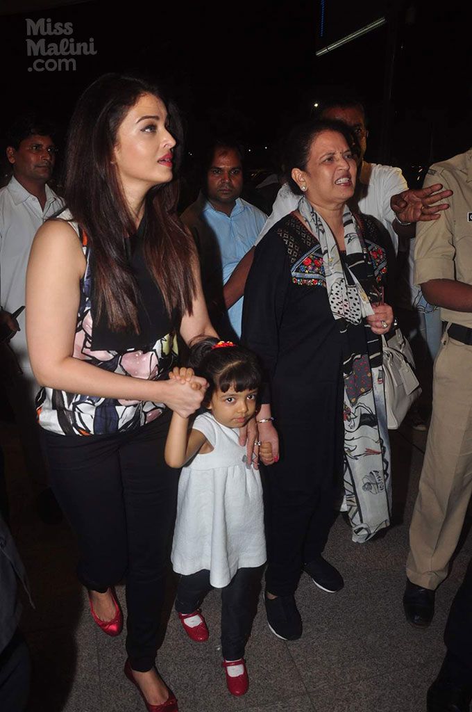 Aishwarya Rai Bachchan & Aradhya Bachchan