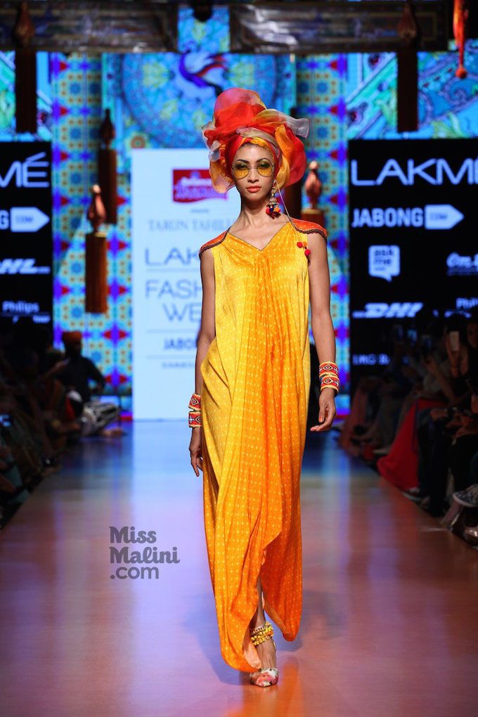 Tarun Tahiliani at Lakmé Fashion Week S/R '15