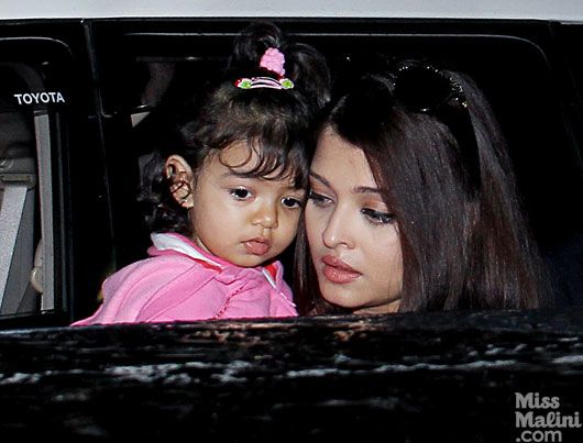 This Is What Aaradhya Bachchan Feels About The Constantly Flashing Cameras!