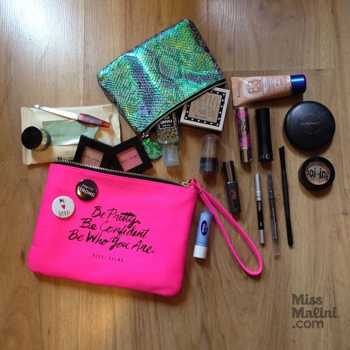 The Only Essentials You Need To Carry In Your Travel Makeup Bag!