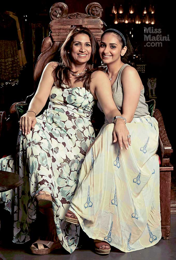 Natasha Patel & her mom in Sapphire, Nisha Sainani & Swarovski