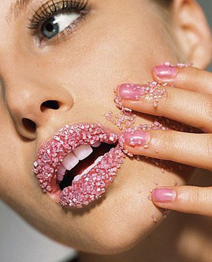 We’re Counting Down The Best Lip Exfoliators In The Market: Pucker Up!