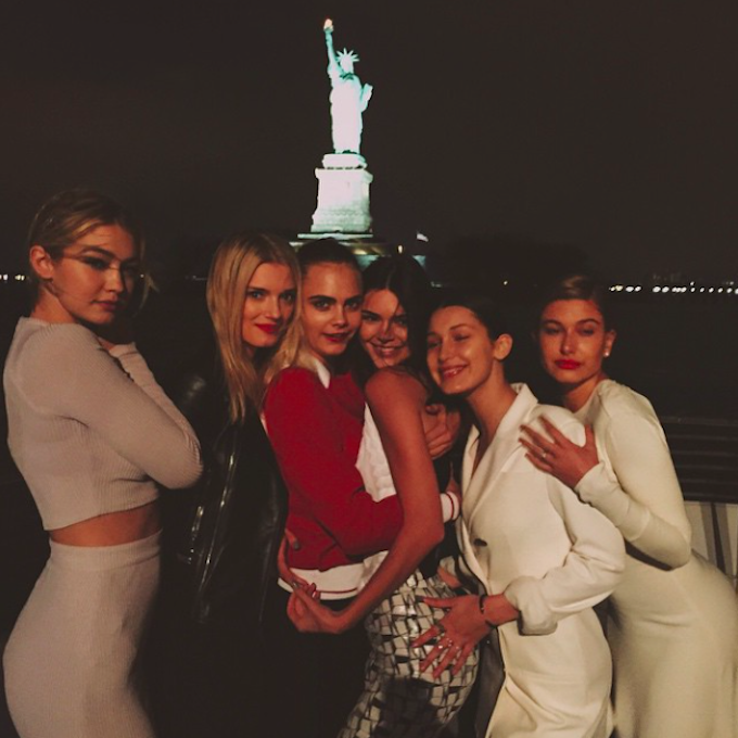 Gigi Hadid, Kendall Jenner, Bella Hadid, Cara Delevingne (Source: Instagram/@kendalljenner)