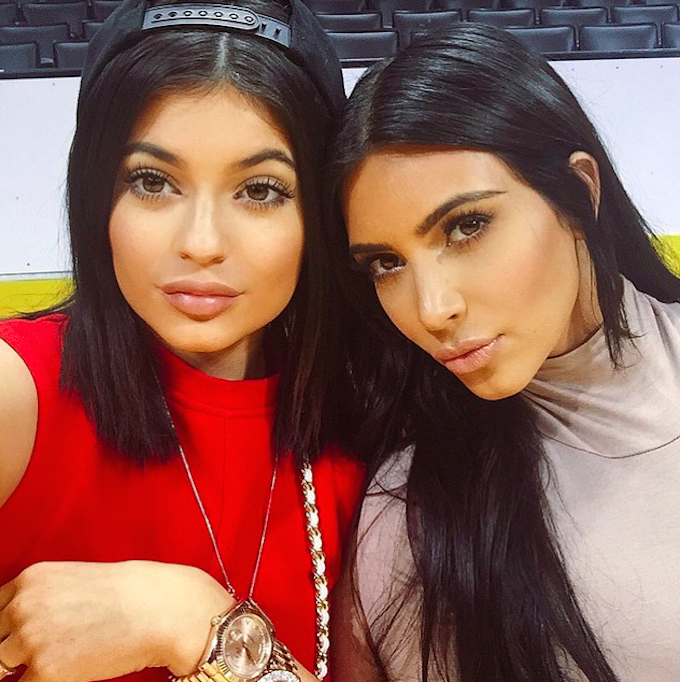 9 Times Kylie Jenner & Kim Kardashian’s Outfits Were Way Too Alike!