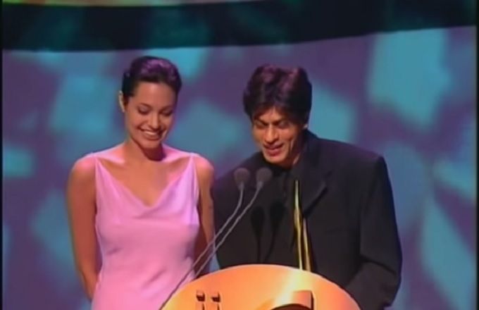 You HAVE To Check Out This Vintage Video Of Shah Rukh Khan & Angelina Jolie At The First IIFA Awards!