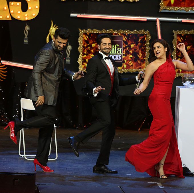 Awkward Photos: When Arjun Kapoor Danced Around In Red High Heels!