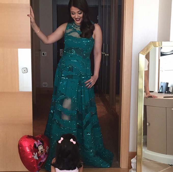 These Candid Pictures Prove Aishwarya Rai Bachchan Is The Boss Lady Of The Cannes Film Festival!