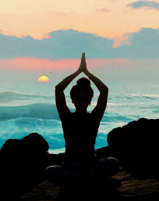 9 Thoughts We Have All Had During That First Yoga Session! #InternationalDayOfYoga