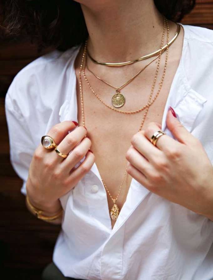 Layering your necklaces does have a brilliant effect. Pic: celebinspire.tumblr.com