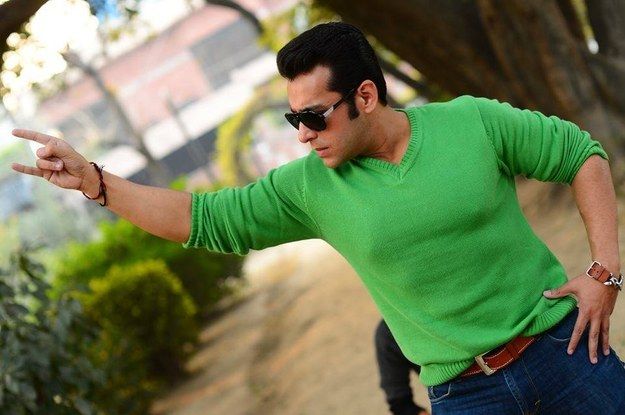 Erm. This Salman Khan Lookalike Is Begging To Be Put In Jail – Because #SalmanKaFan