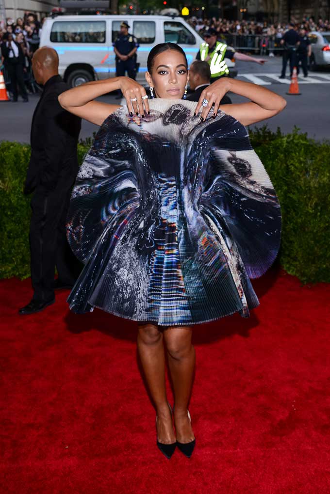 Solange Knowles in Giles (Courtesy: Image Collect)