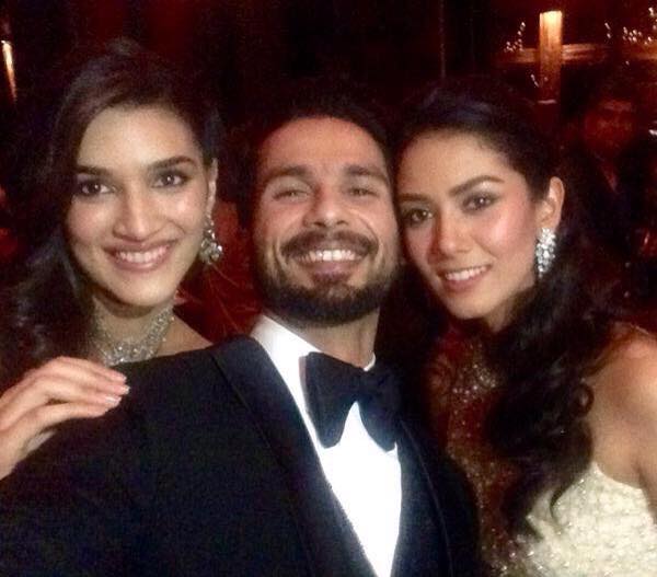 Kriti Sanon, Shahid Kapoor and Mira Rajput | Source: Twitter |