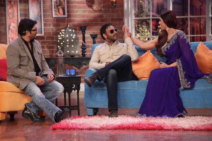 In Photos: Arshad Warsi Replaces Kapil Sharma On Comedy Nights!