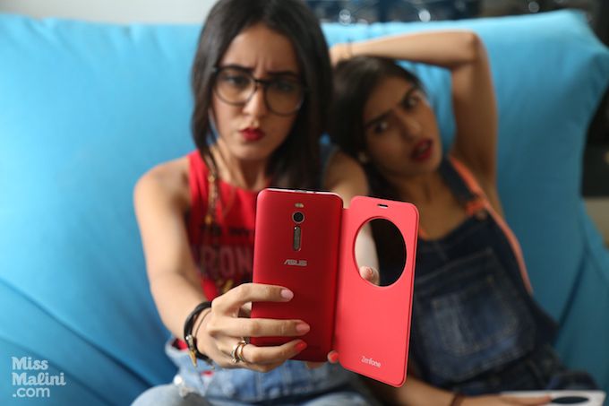 Anushka & Sheefa's selfie time with ASUS ZenFone 2
