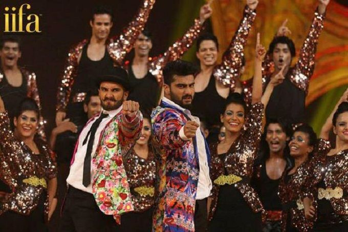 37 Thoughts That Went Through Everyone’s Minds While Watching The 16th IIFA Awards 2015!