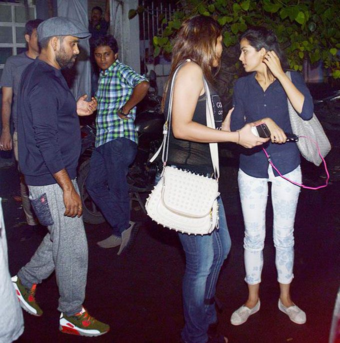 In Photos: Mira Rajput Spotted At Dinner With Her New Friends From The Industry