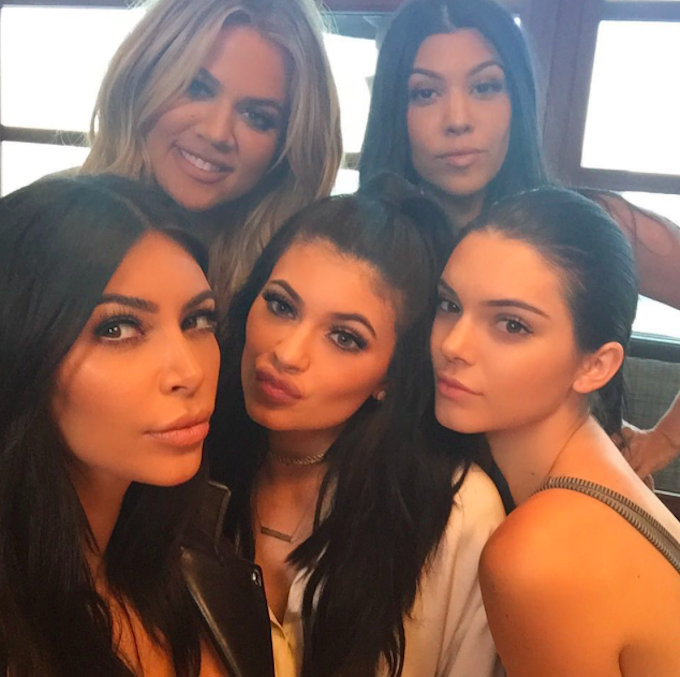 Khloé Kardashian, Kendall Jenner, Kylie Jenner, Kim Kardashian & Kourtney Kardashian (Source: Instagram/@KourtneyKardashian)
