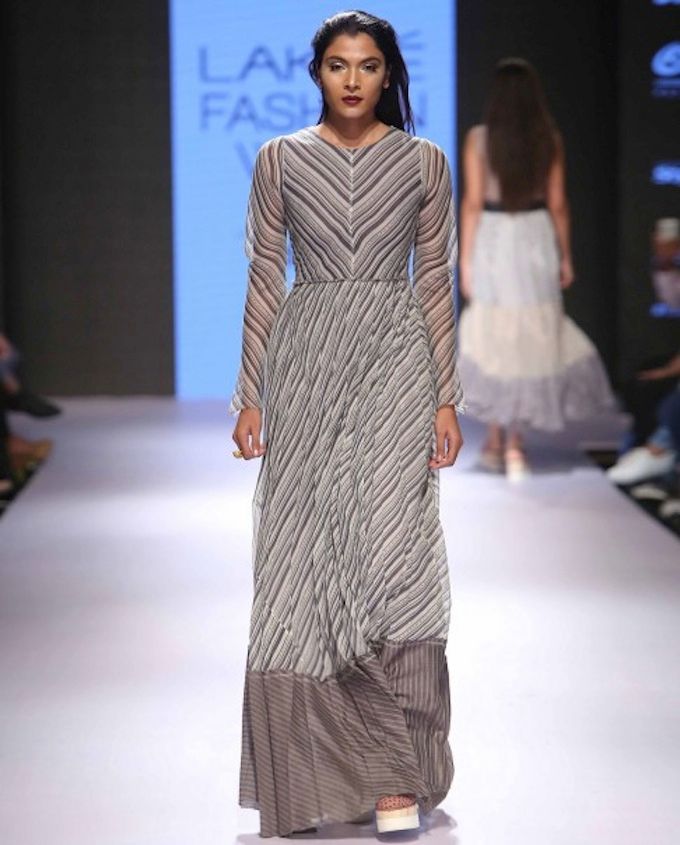 Urvashi Kaur LFW AW15 Off The Runway on Exclusively.com (Cotton Silk and Chanderi Pleated Column Dress)