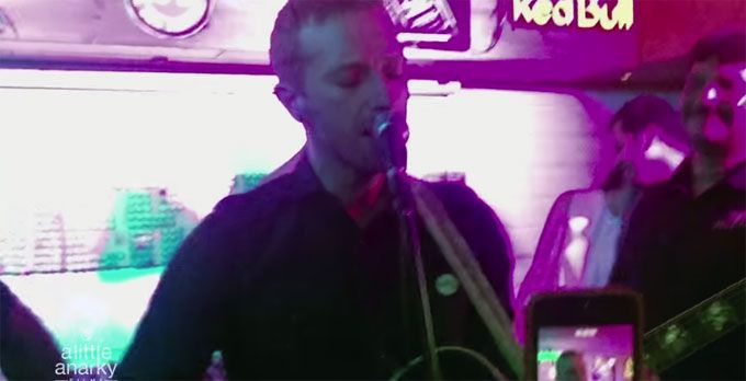 The Full Video Of Chris Martin’s “Surprise” Delhi Gig Is Here! *Tears*