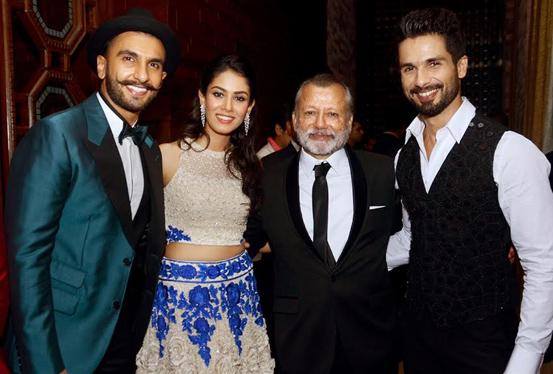 Shahid & Mira with Pankaj Kapur & Ranveer Singh | Source: Twitter |