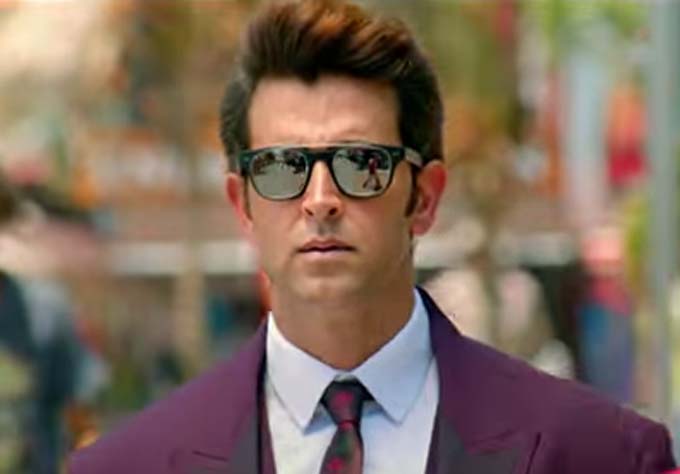 Here’s The REAL Reason Why Hrithik Roshan Didn’t Dance In The ‘Dheere Dheere’ Song!