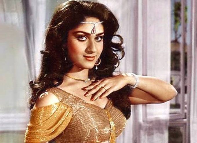 Erm. Remember Meenakshi Seshadri? She Does Not Look THIS Anymore!
