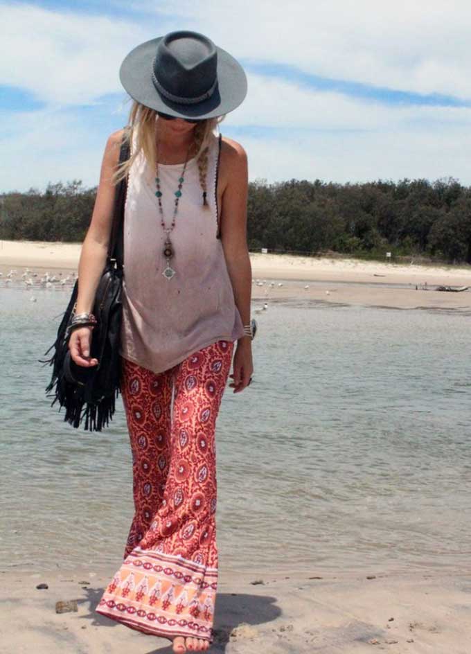 These pants are versatile, wear them to brunch or the beach...its all the same. Pic: bohemianblissful.tumblr.com