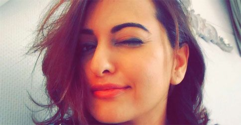Sonakshi Sinha Is Now On Snapchat – Here Are Her First Three Posts!