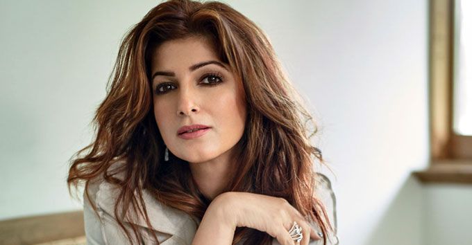 Amazing! Twinkle Khanna Talks About Trying Drugs!