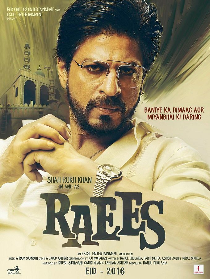 The First Look Of Raees Is Out &#038; Shah Rukh Khan Is Looking As Menacing As Ever!