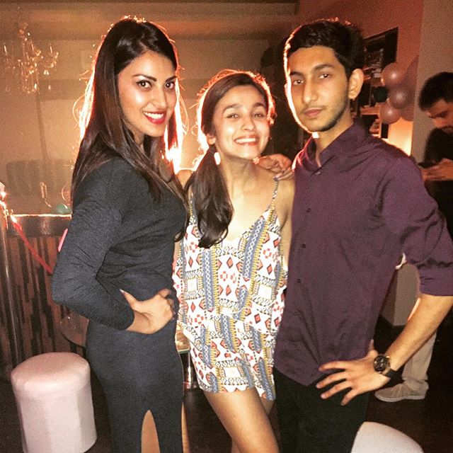 Alia Bhatt with Anushka Ranjan and a friend | Source: Instagram |