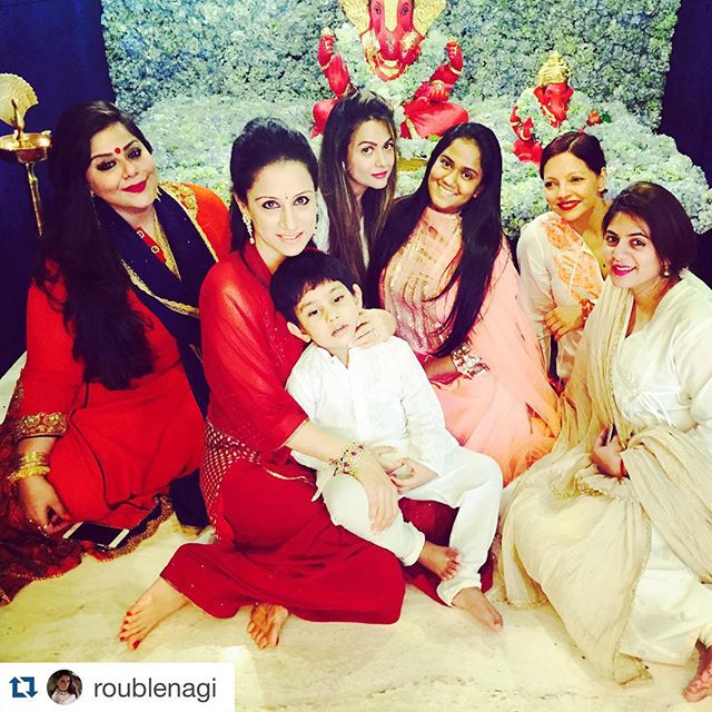 Ganesh Chaturthi celebrations at Salman Khan's residence | Source: Instagram |