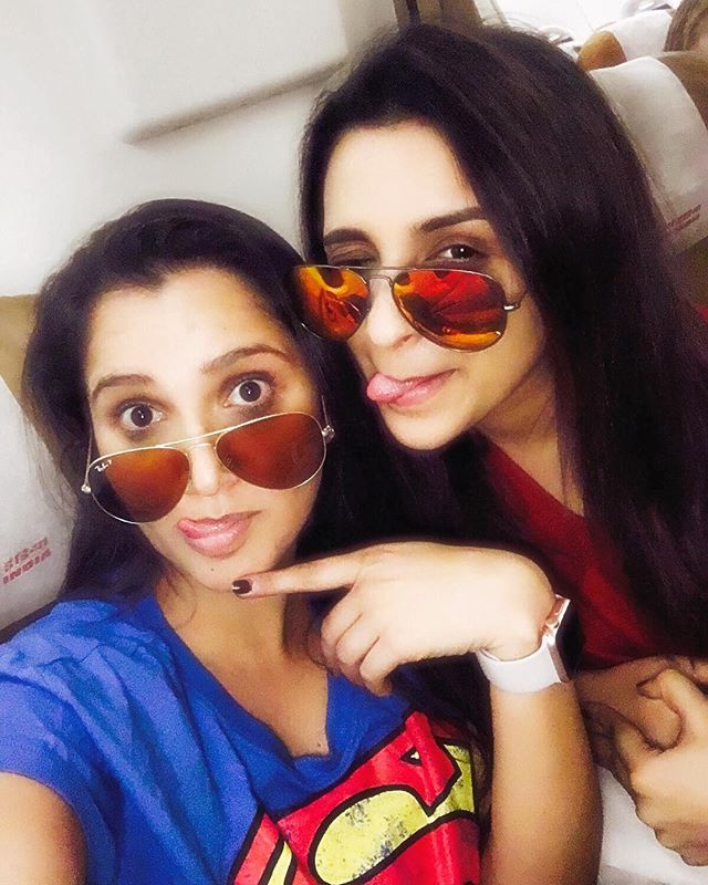 Sania Mirza, Parineeti Chopra | @ParineetiChopra Instagram |