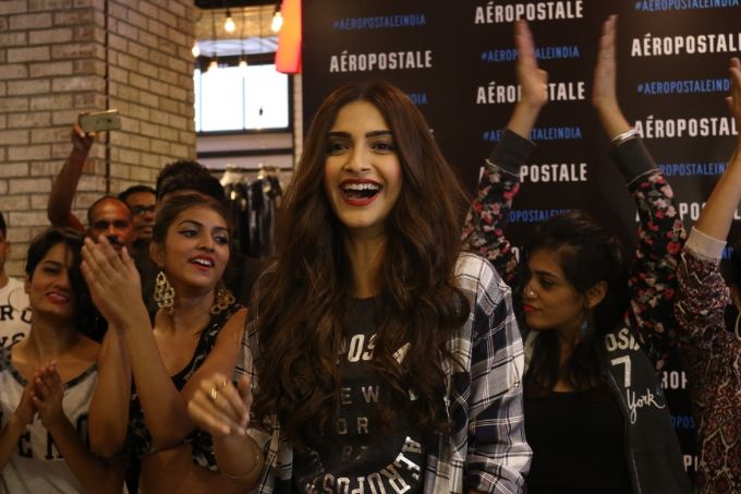 6 Things Sonam Kapoor Told Us About Aéropostale That You Want To Know!