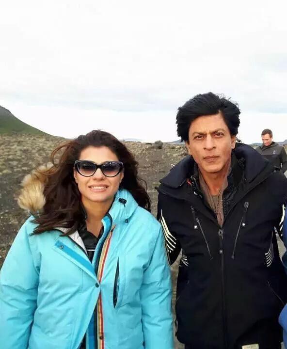 Shah Rukh Khan and Kajol on the sets of Dilwale | Source: Twitter |