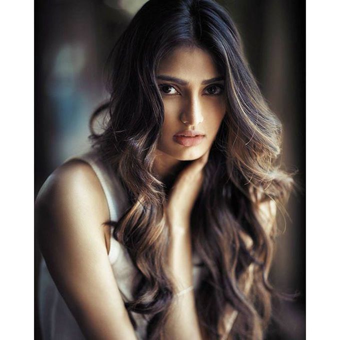 Athiya Shetty Just Signed On With This Major Beauty Brand!