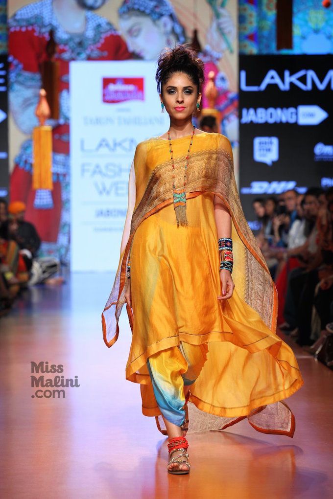 Tarun Tahiliani at Lakmé Fashion Week S/R '15