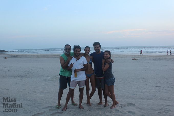 Mandatory beach picture with the gang!