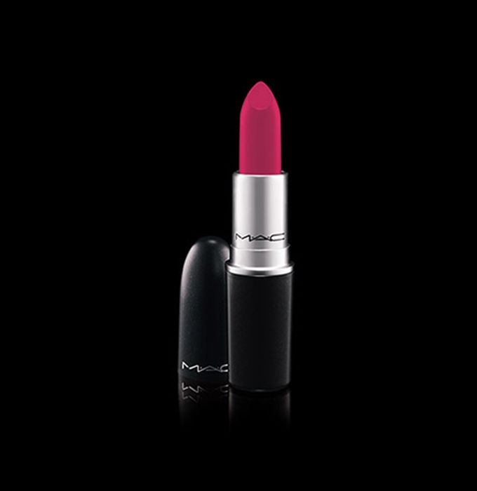MAC Lipstick In 'Flat Out Fabulous' (Source: MAC Cosmetics)