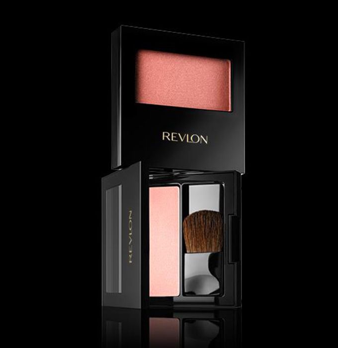 Revlon Powder Blush In 'Classy Coral' (Source: Revlon)