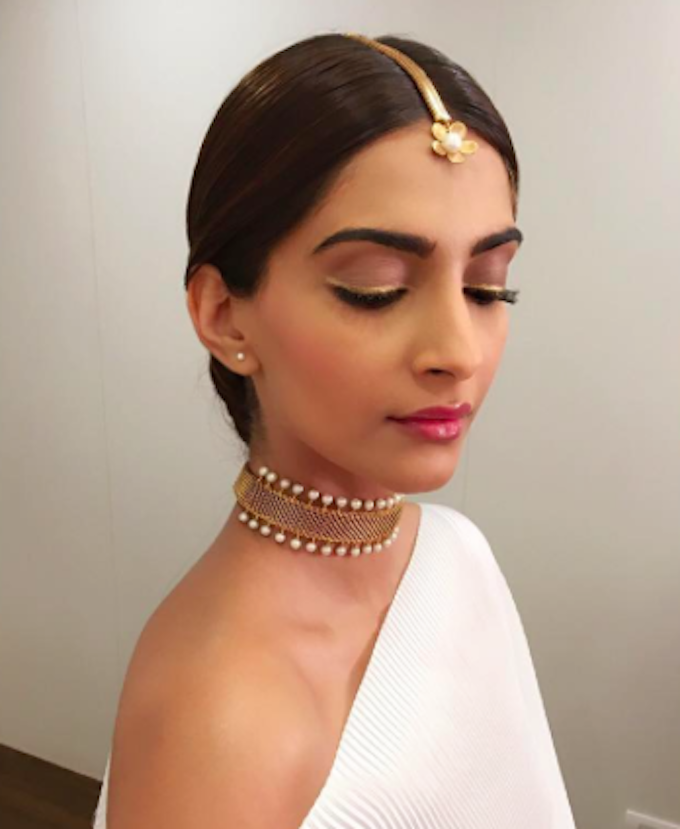 Sonam Kapoor (Source: Instagram/@NamrataSoni)