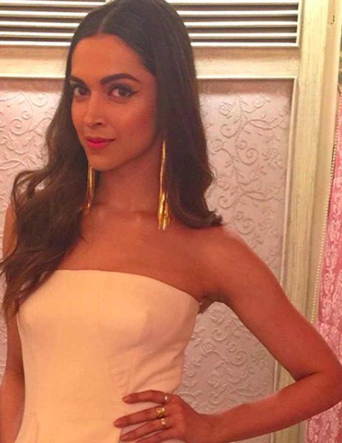 Deepika Padukone Just Wore A Dress With Pants – And It Totally Worked!