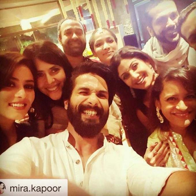 Aww! Check Out Shahid &#038; Mira Kapoor’s Adorable Diwali Selfie!