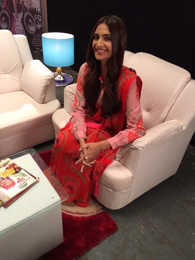 Sonam Kapoor Shows Us How To Wear A Shirt With Our Sarees!