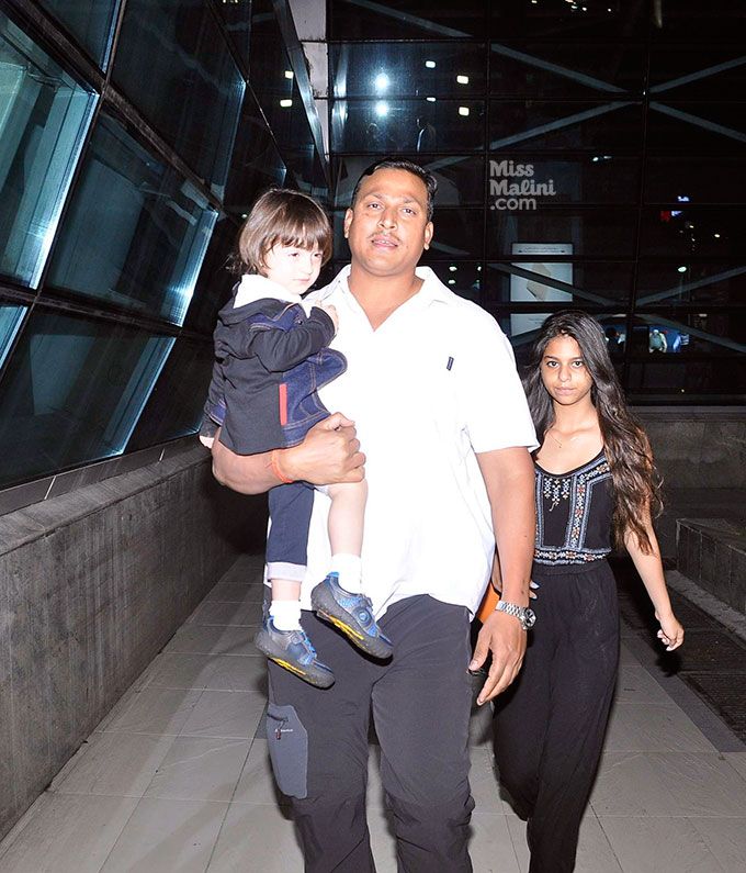 Airport Spotting: Shah Rukh Khan’s Kids, Suhana Khan & AbRam Khan, Return From Hyderabad