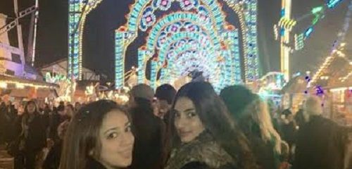 Athiya Shetty Is Having A Blast In London With Her BFF!