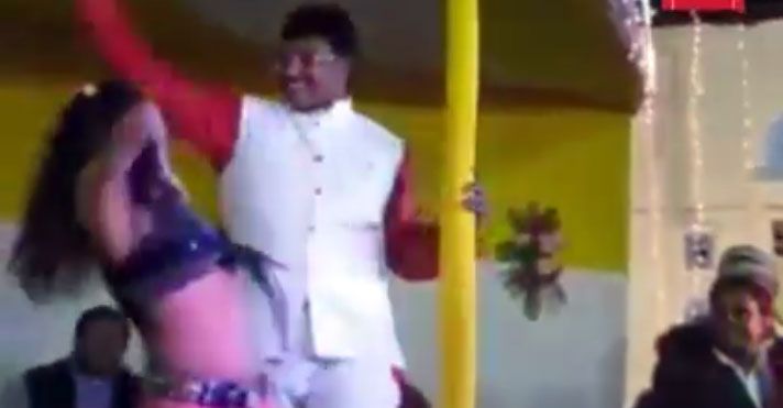 Eww! This Video Of Bihar Politician Pole-Dancing With A Girl Is Going Viral!