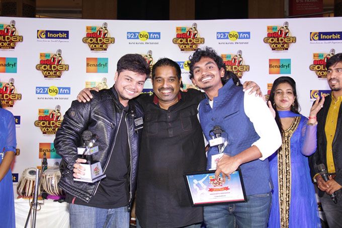 Shankar Mahadevan with the winners