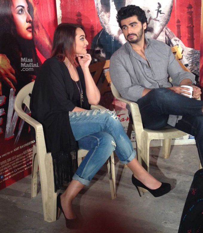 Sonakshi Sinha Reveals Why She Wouldn’t Date Arjun Kapoor!